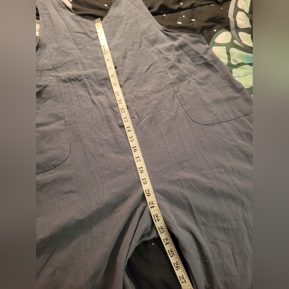 Amazon Sleeveless Button-Front Jumpsuit in Gray - Picture 10 of 10